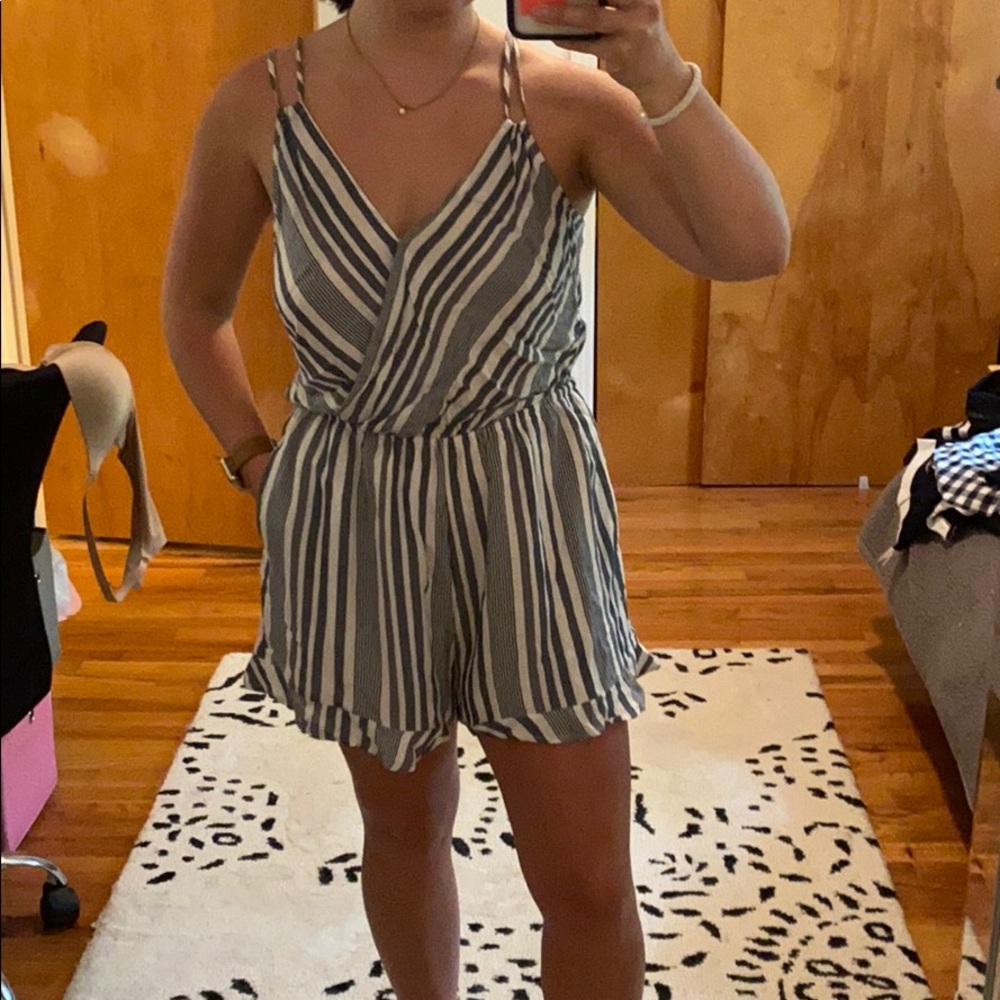 American Eagle romper